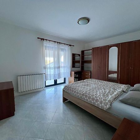 Apartments Palit Rab Bagian luar foto