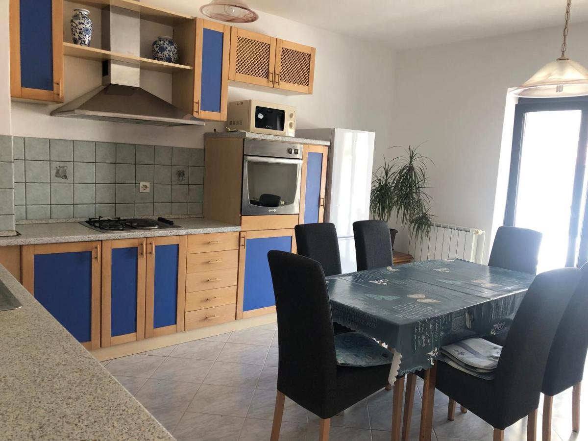 Apartments Palit Rab Bagian luar foto